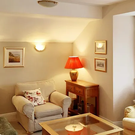 High Mere Дом отдыха